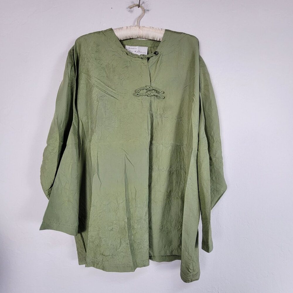 Vintage Womens 100% Silk Green Tunic Top Medium Unique Button Lagenlook